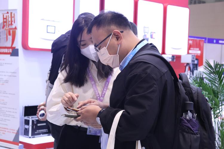 勤恳诚信惠人达己 富睿捷用产品和服务赢得市场